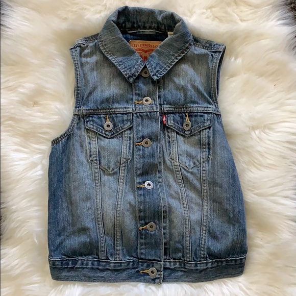 Levis Denim Vest - Picture 1 of 7